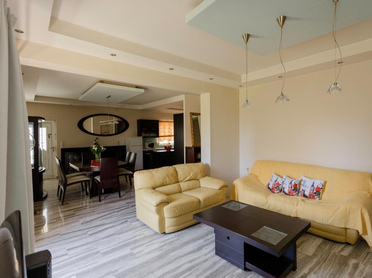 Kounoupidhianá Arias'-Welcoming Guest House מראה חיצוני תמונה