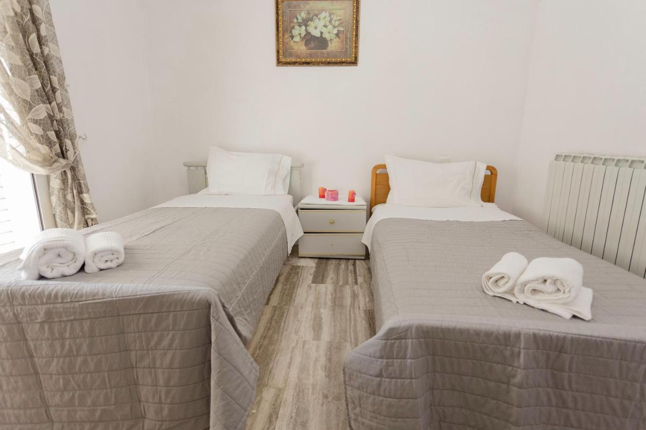 Kounoupidhianá Arias'-Welcoming Guest House מראה חיצוני תמונה